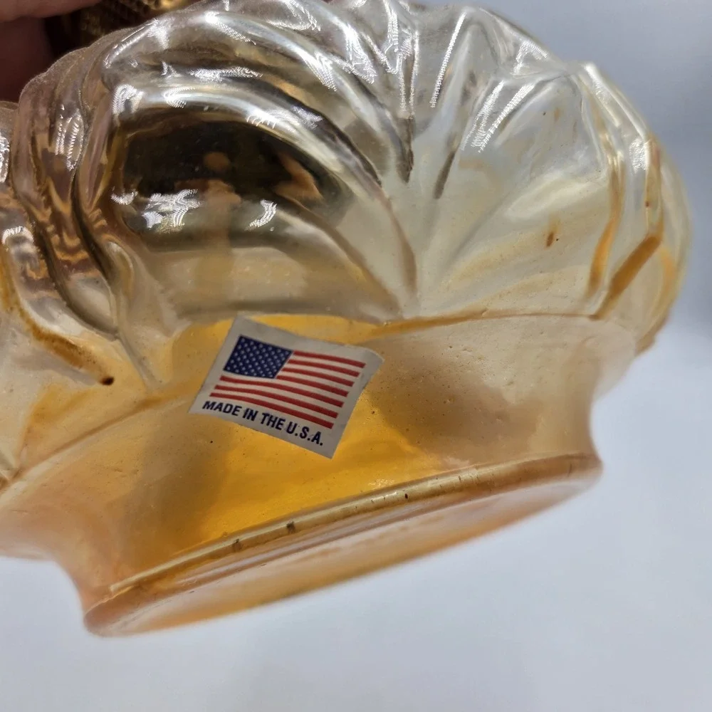 Vtg Aladdin Genie II Oil Lamp Clear Glass Font Shell Design Brass Collar